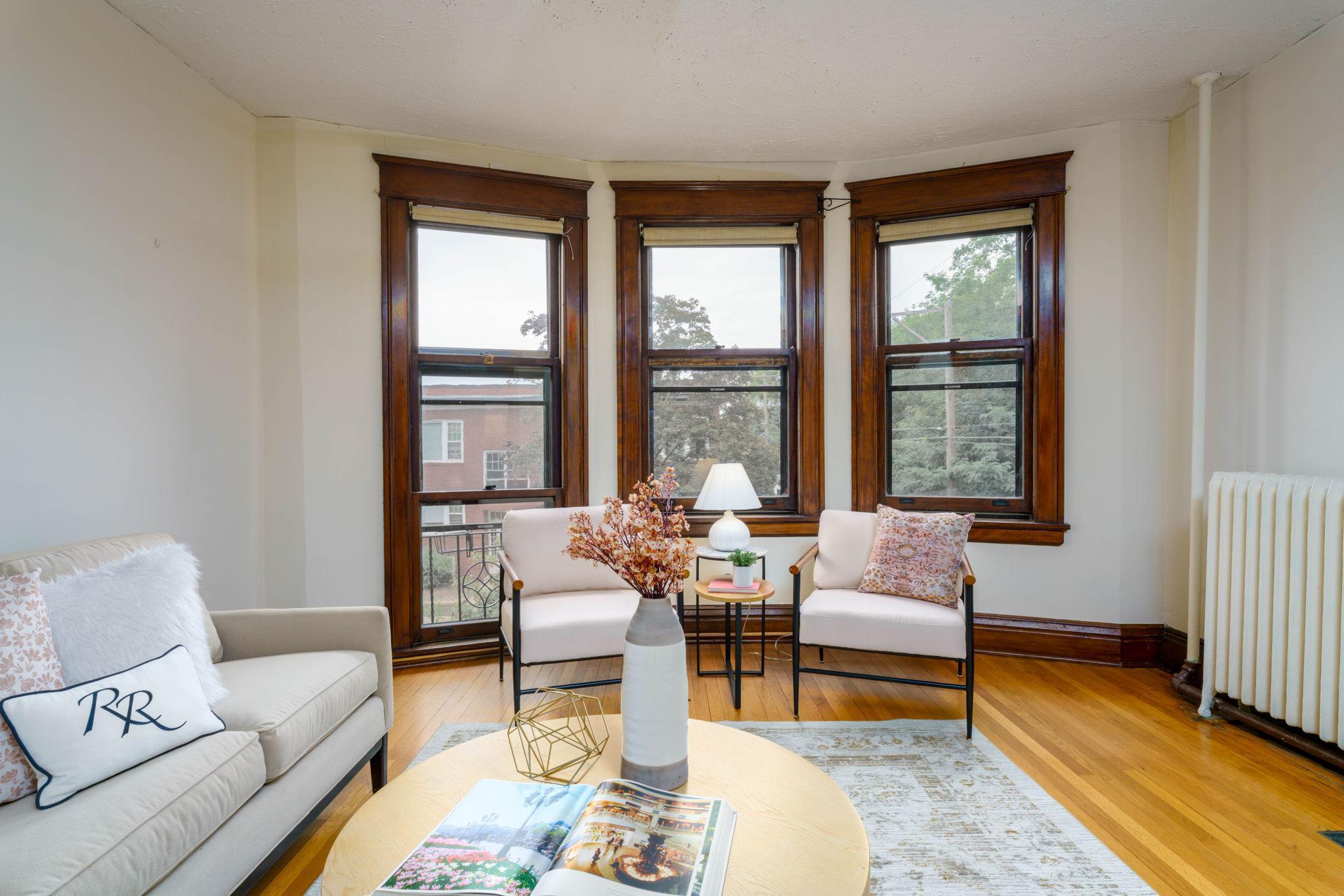63 Avon Street S 36
