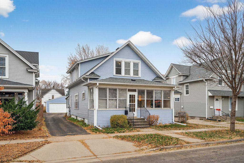 Photo of 1330 Taylor Avenue, Saint Paul, MN 55104 (MLS # 6815519)