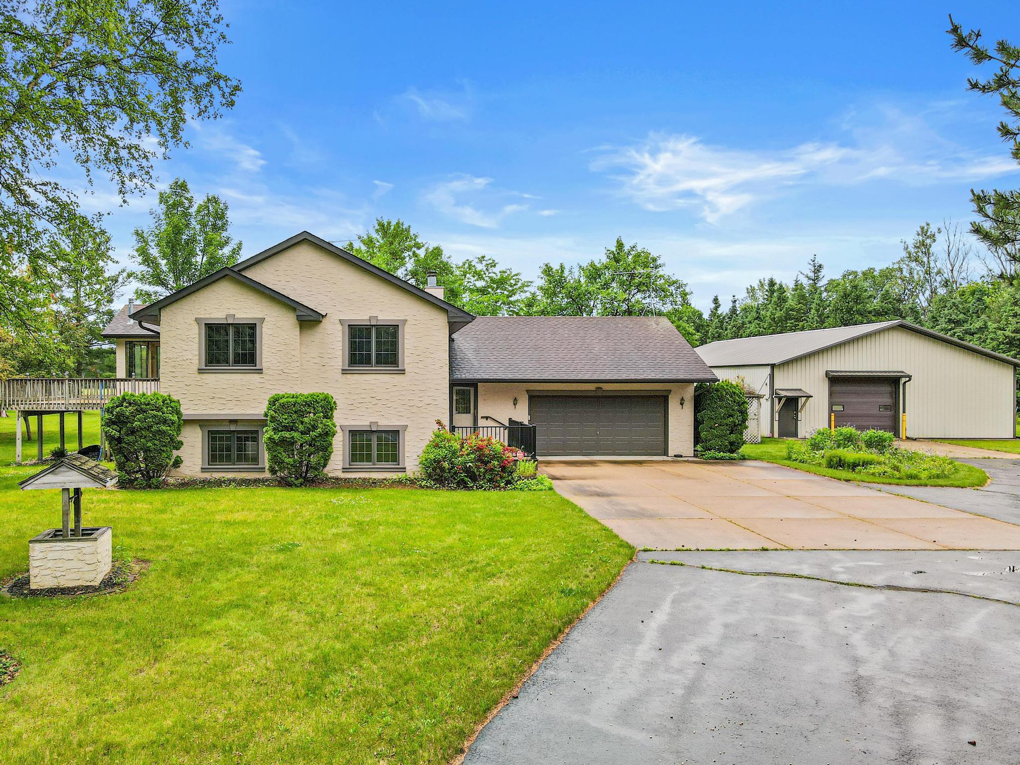 160 196th Drive NW