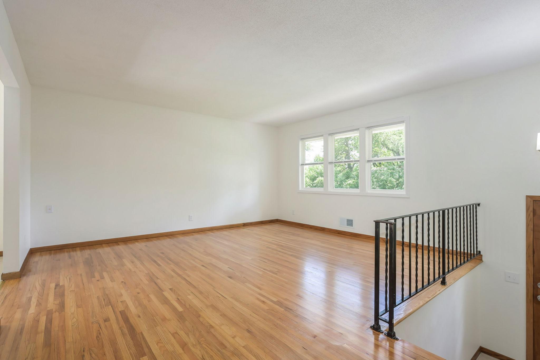 3108 W 108th Street