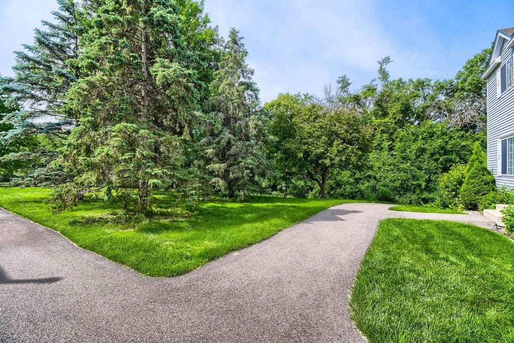 Photo of 9102 Terra Verde Trail, Eden Prairie, MN 55347 (MLS # 7026262)