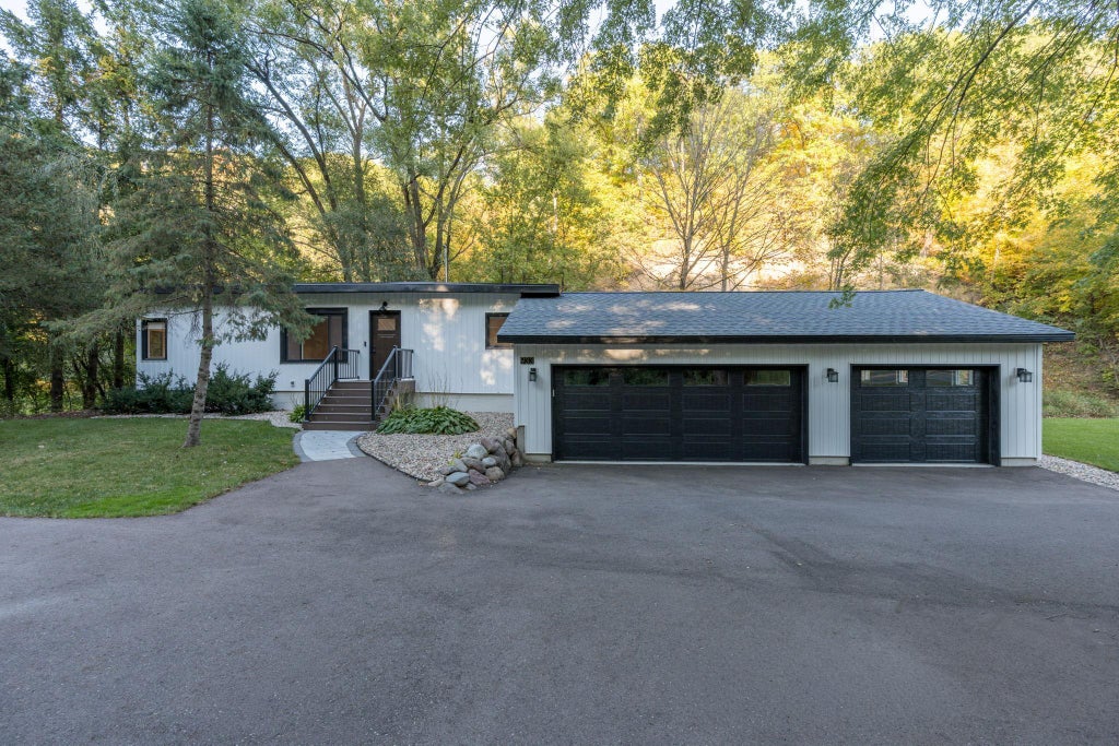 Photo of 933 Thompson Ravine Road, Mankato, MN 56001 (MLS # 7156504)
