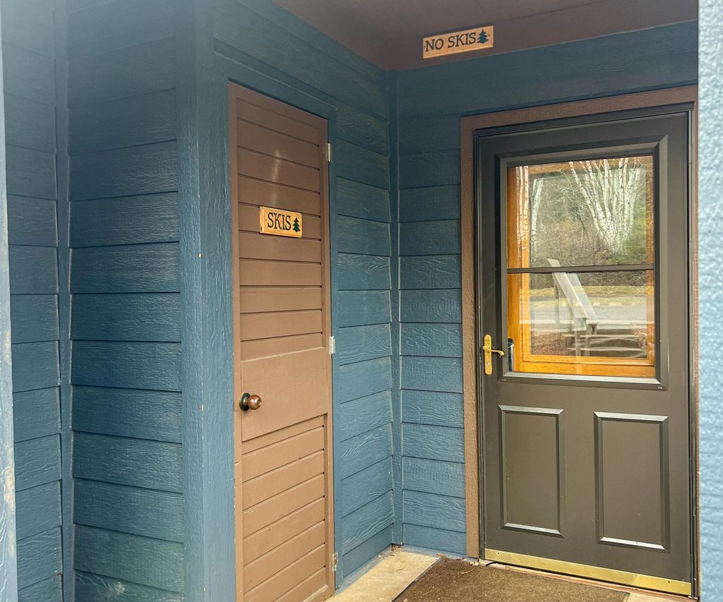 Photo of 529 Moose Mountain Drive, Lutsen, MN 55615 (MLS # 7000248)