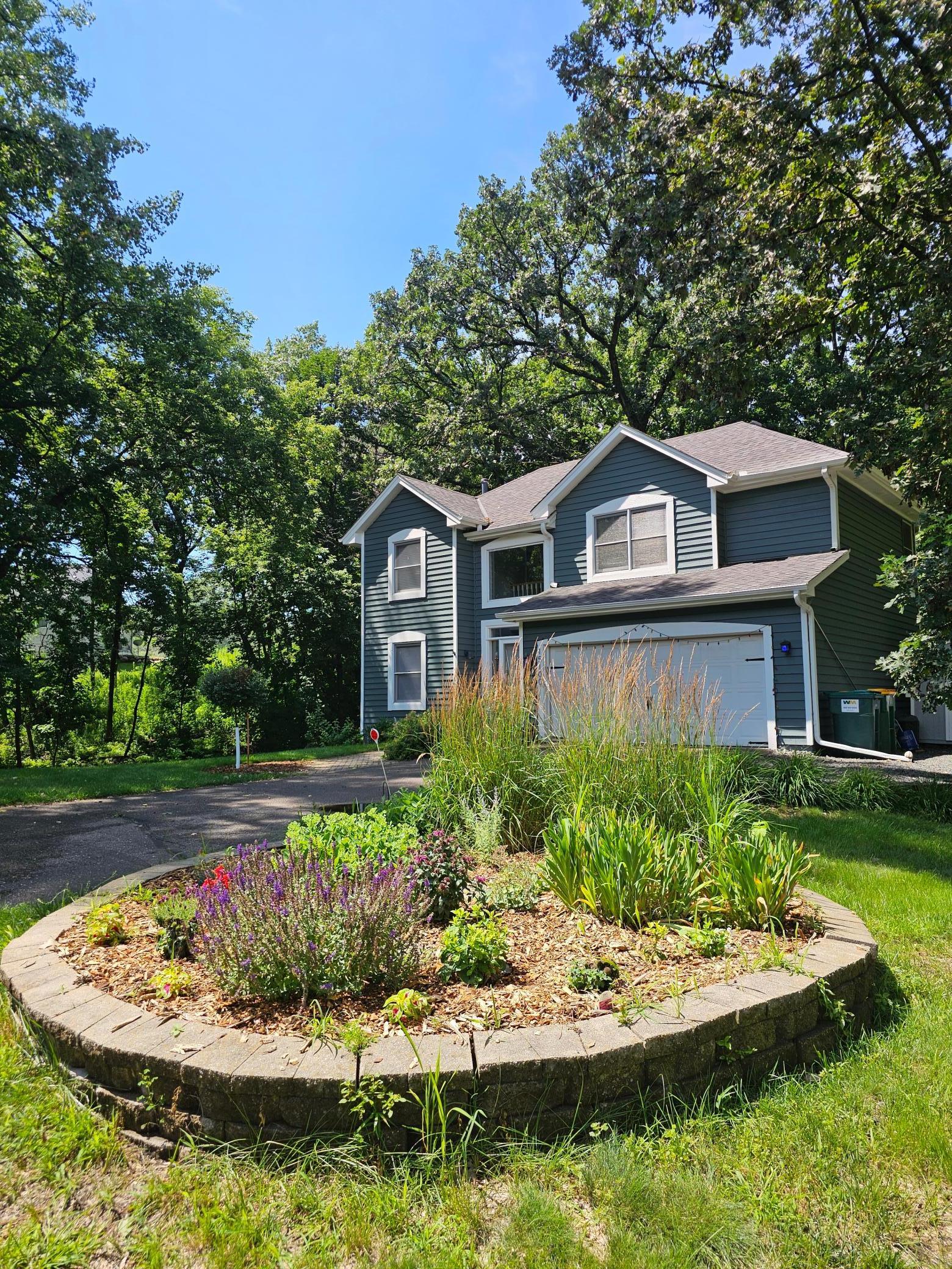 15100 Eileen Circle