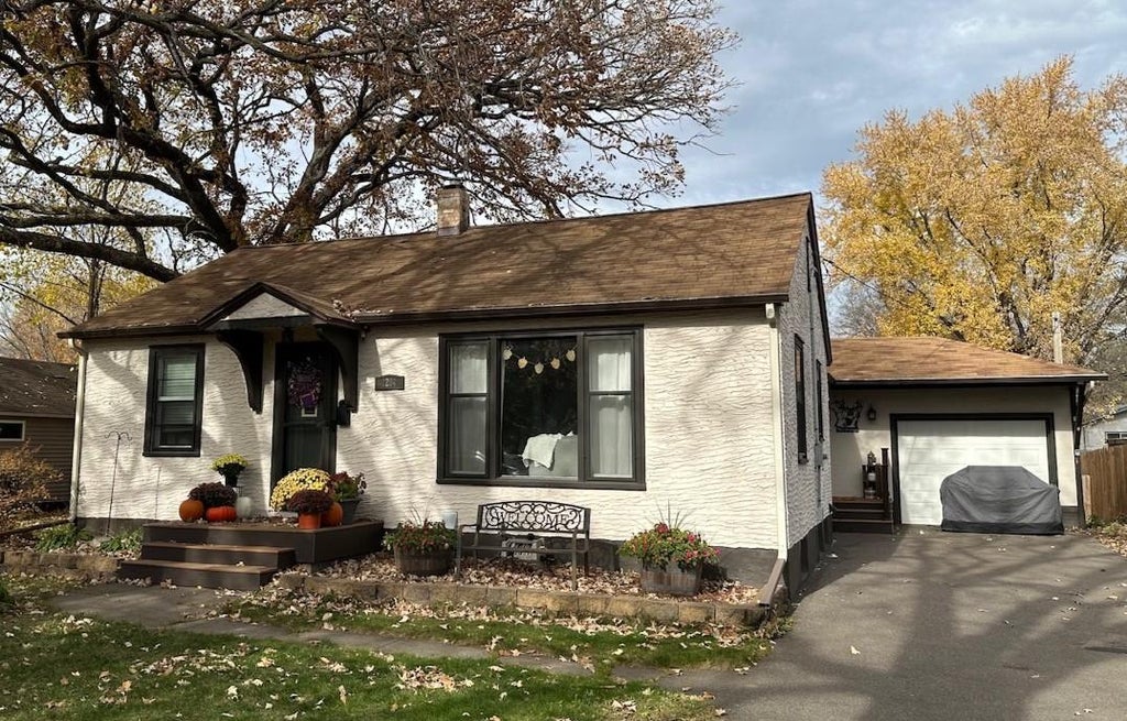 Photo of 1204 2nd Street N, Princeton, MN 55371 (MLS # 7164873)