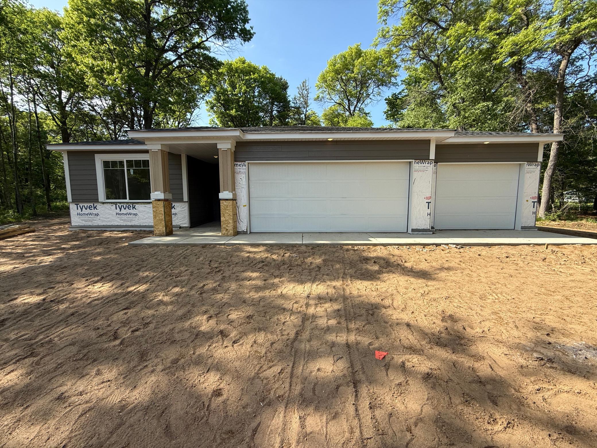 13904 Emily Circle