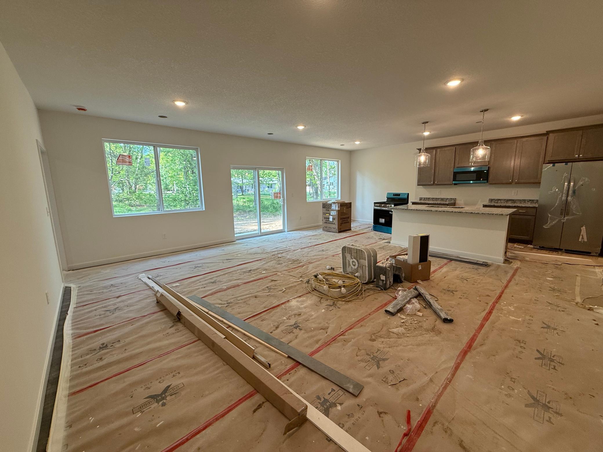 13904 Emily Circle