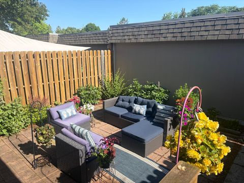 Photo of 1005 W 104th Street, Bloomington, MN 55431 (MLS # 6803204)