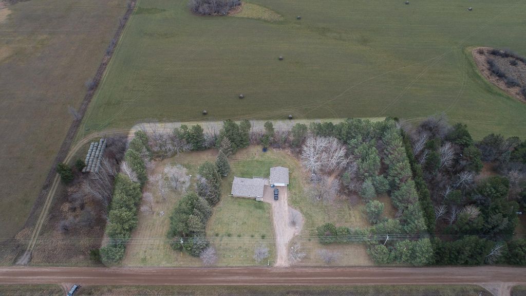 Photo of 480 Oslin Road, Mora, MN 55051 (MLS # 7077106)