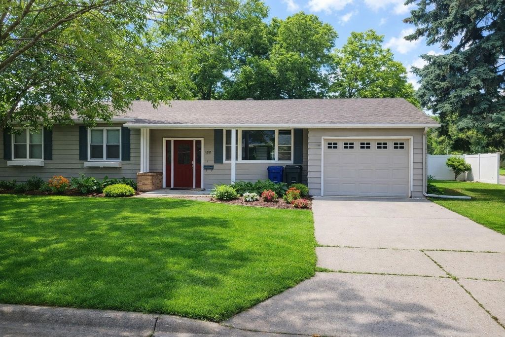 Photo of 1235 Mitchell Place, Fergus Falls, MN 56537 (MLS # 7016551)