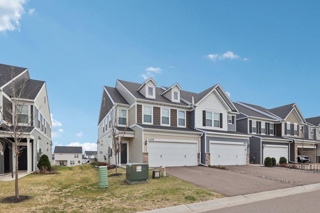 Photo of 11329 Brookview Road, Woodbury, MN 55129 (MLS # 7023338)