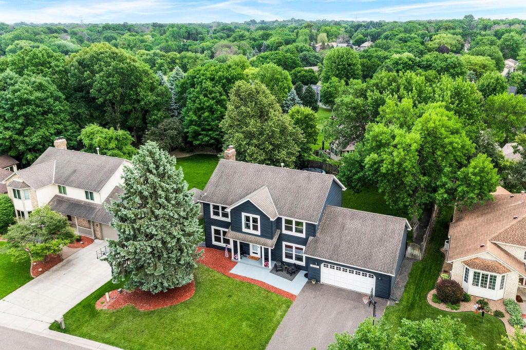 Photo of 13959 95th Avenue N, Maple Grove, MN 55369 (MLS # 7101768)