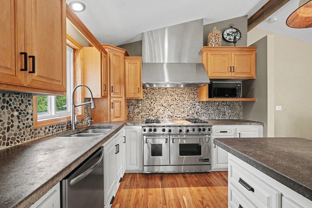 Photo of 1906 Raleigh Road, New Richmond, WI 54017 (MLS # 7131186)