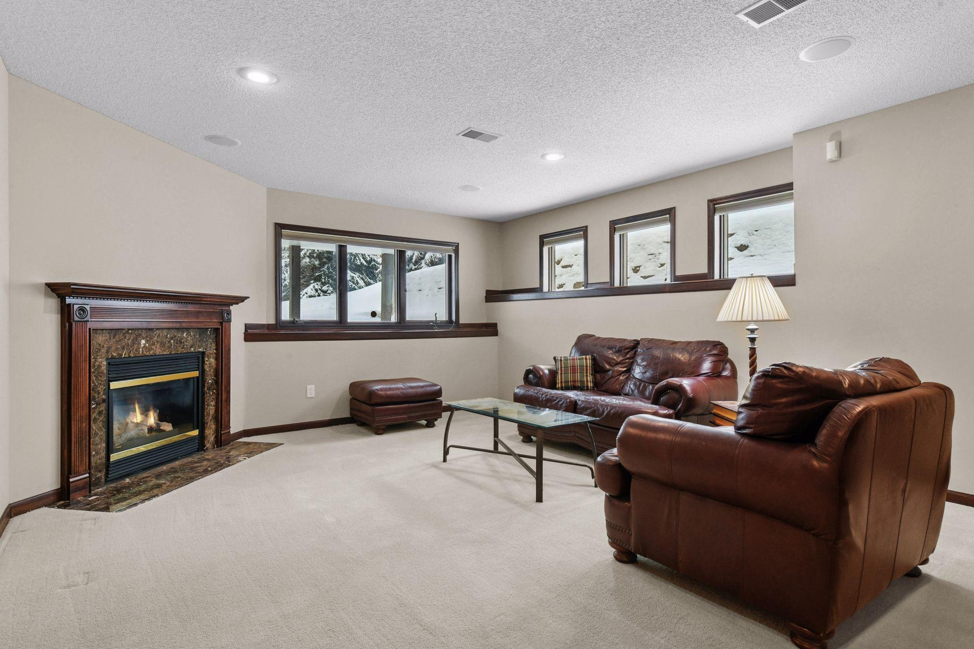 5800 Forestview Lane N