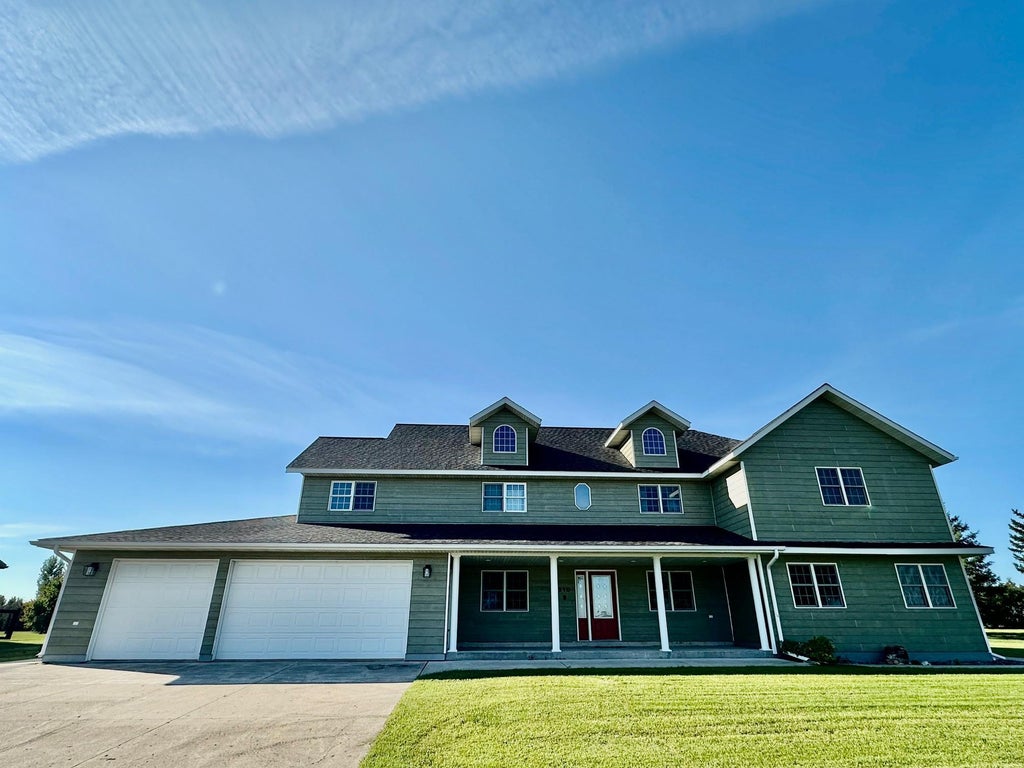 Photo of 310 7th Street SW, Roseau, MN 56751 (MLS # 7144453)
