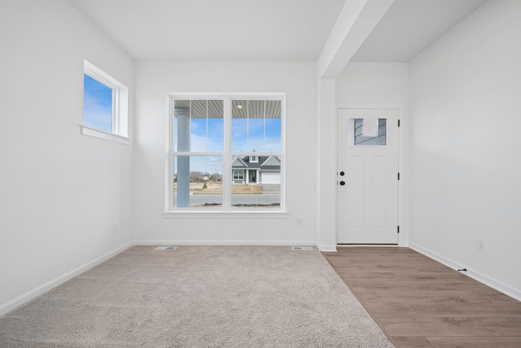 Photo of 1691 Tyrone Drive, Shakopee, MN 55379 (MLS # 7062639)