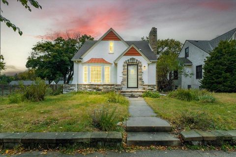 Photo of 4252 18th Avenue S, Minneapolis, MN 55407 (MLS # 6805697)