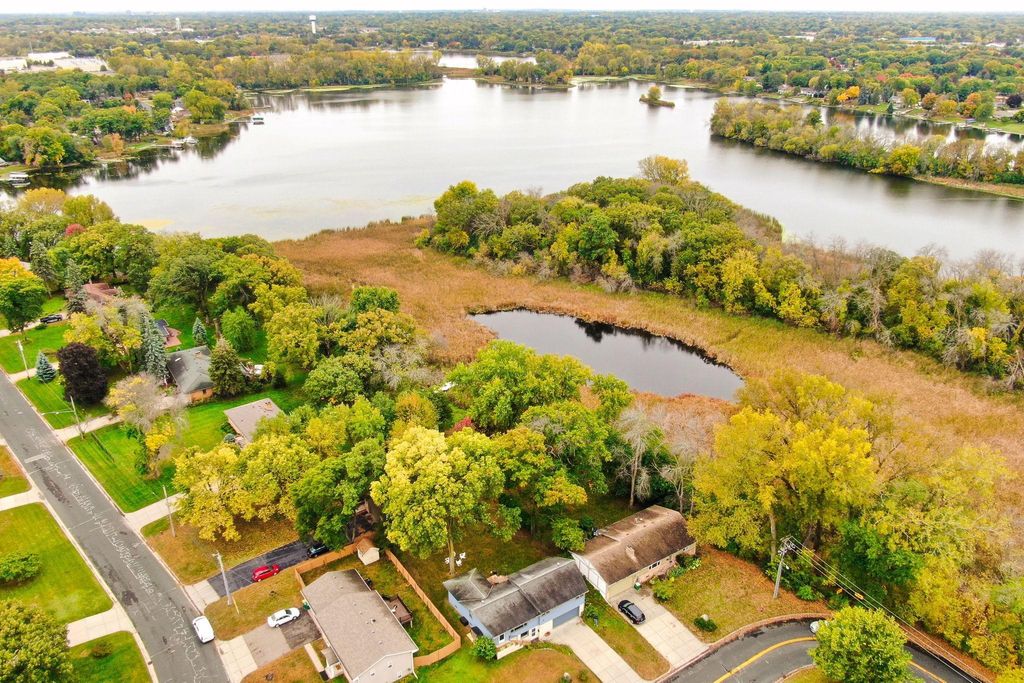 Photo of 3917 Eckberg Drive, Brooklyn Center, MN 55429 (MLS # 6803379)
