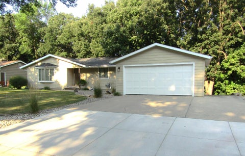 Photo of 1409 Oak Drive, Montevideo, MN 56265 (MLS # 7134800)