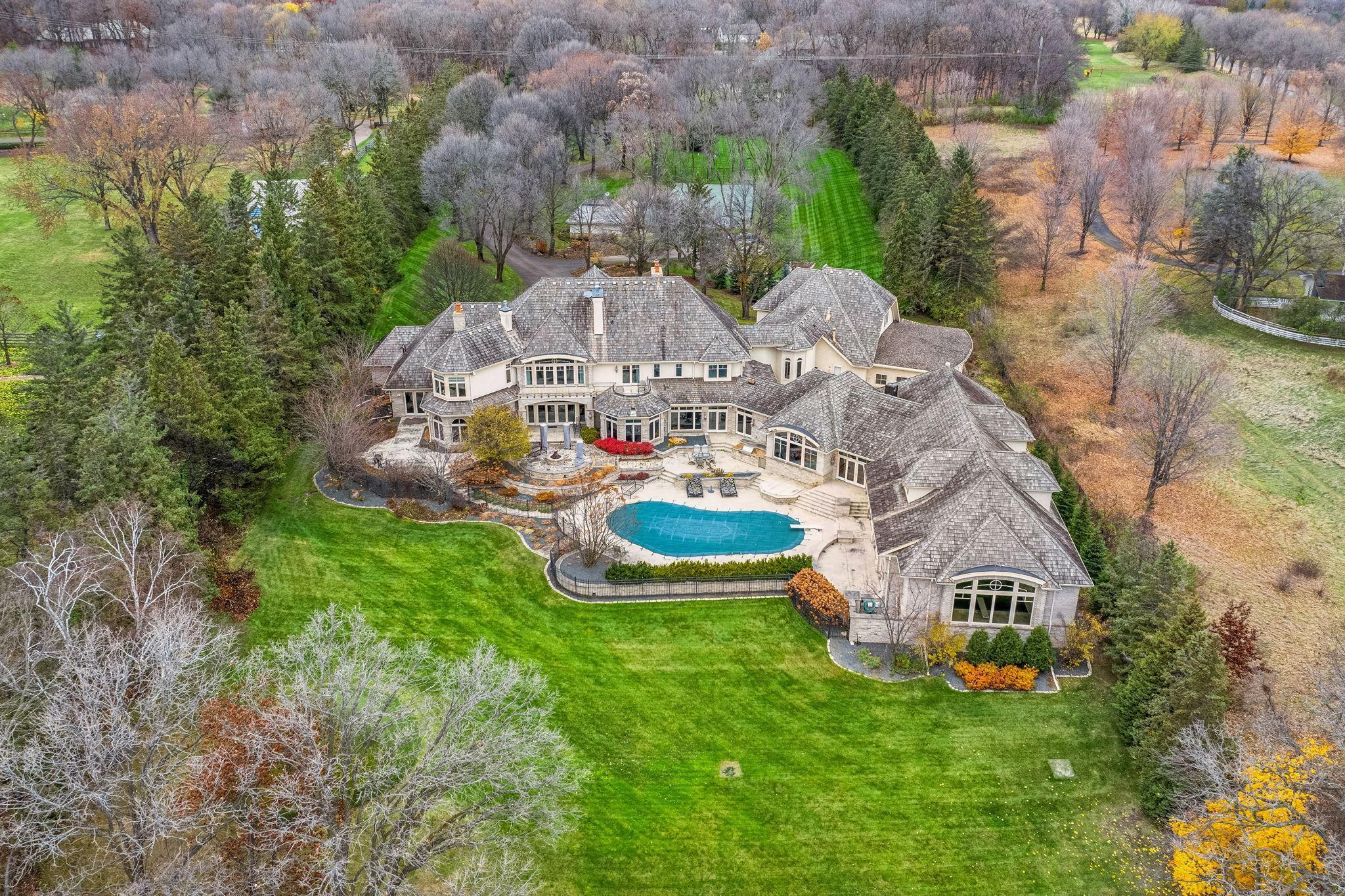 1492 Hunter Drive