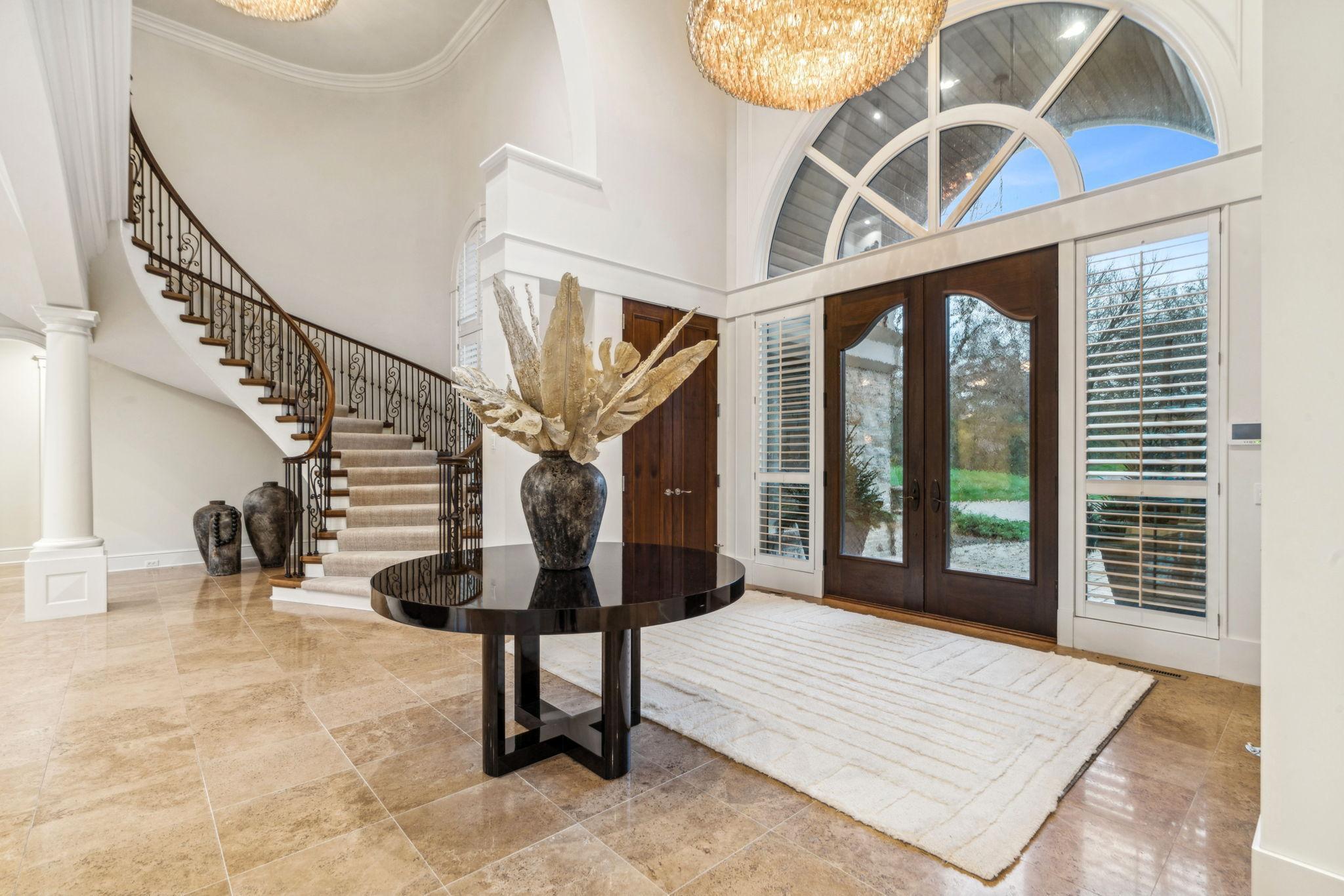 1492 Hunter Drive