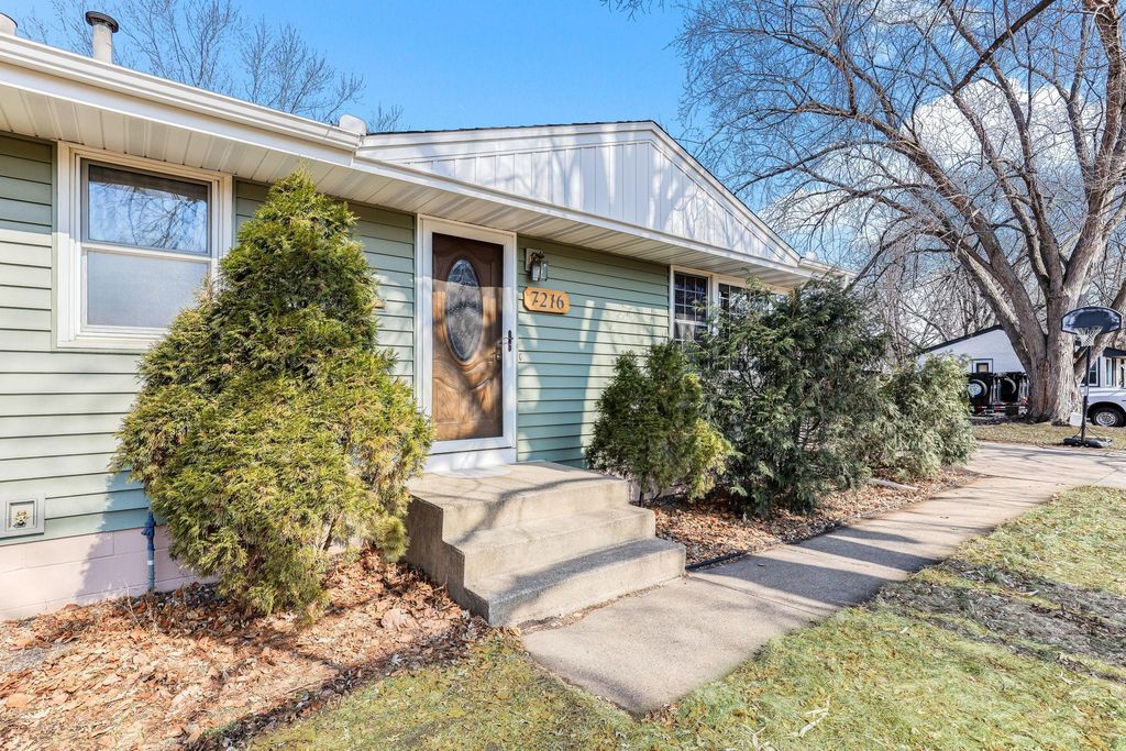 Photo of 7216 Cartisian Avenue, Brooklyn Park, MN 55428 (MLS # 7032639)