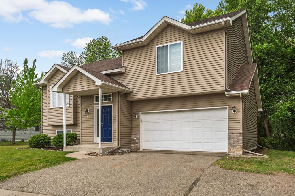 Photo of 308 9th Street, Farmington, MN 55024 (MLS # 7079976)