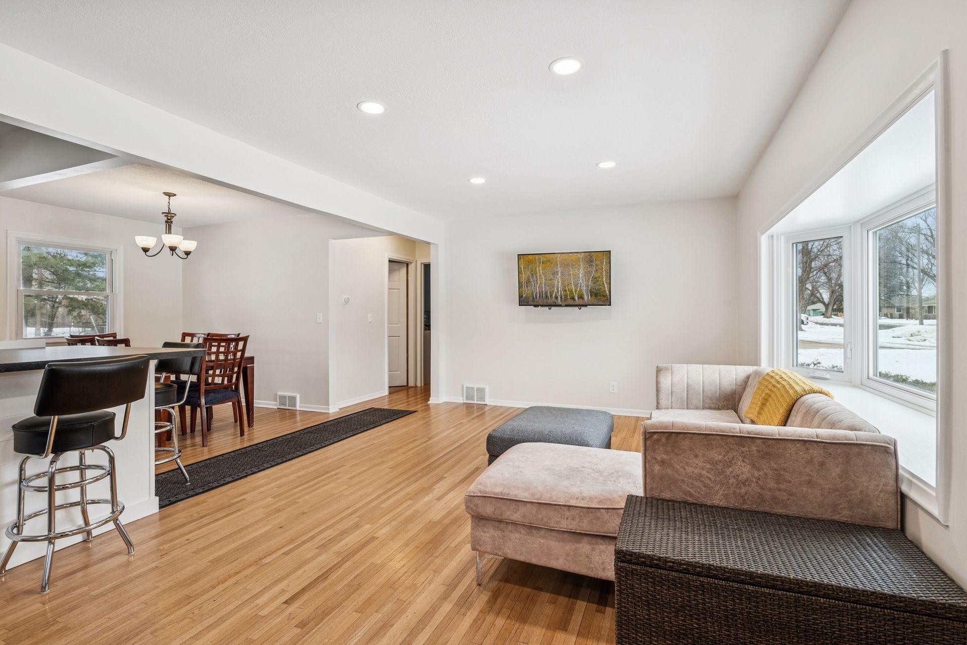 10408 Upton Avenue S