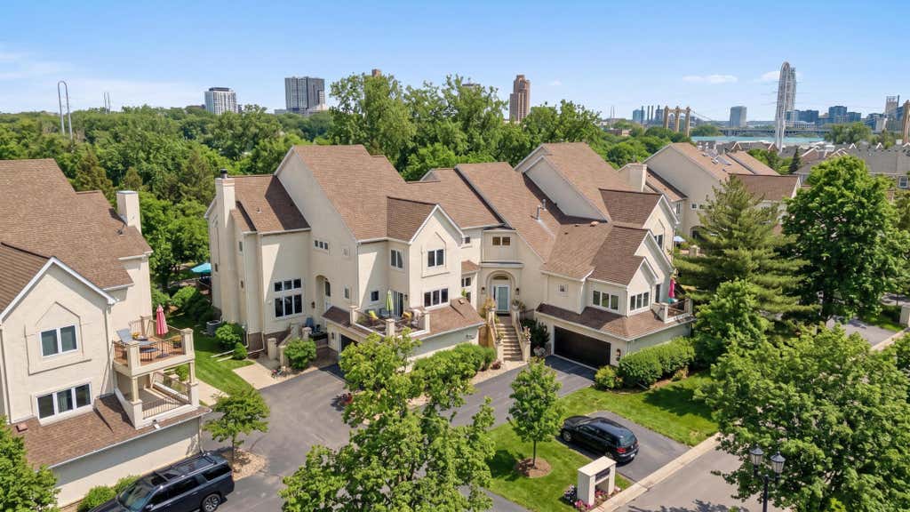 Photo of 406 River Street, Minneapolis, MN 55401 (MLS # 7131594)