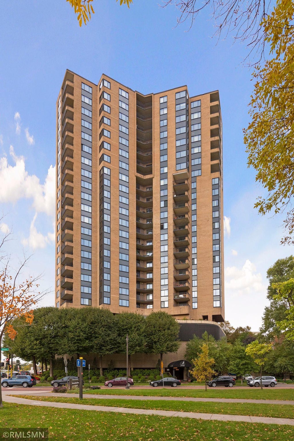 Photo of 2950 Dean Parkway #601, Minneapolis, MN 55416 (MLS # 7167471)