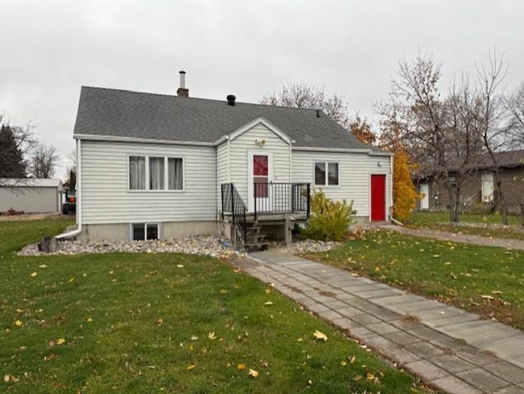 Photo of 211 9th Street S, Breckenridge, MN 56520 (MLS # 7057908)