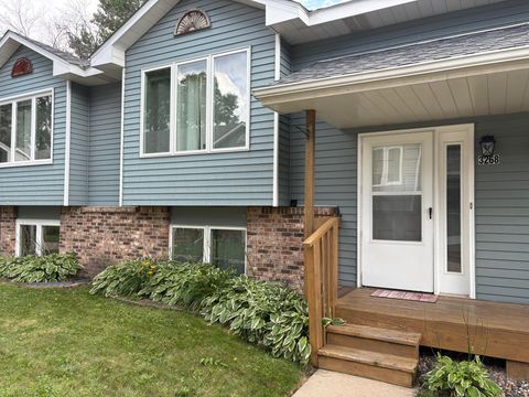 3268 Edgerton Street Vadnais Heights MN 55127