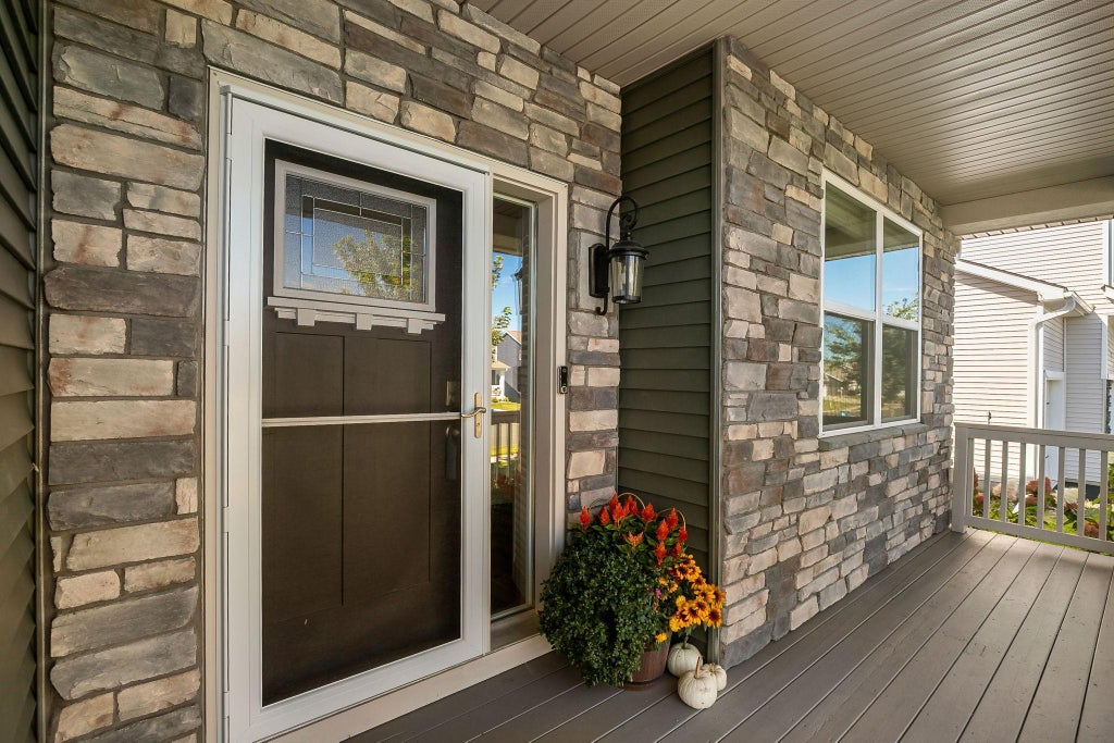 Photo of 2140 Windermere Circle, Shakopee, MN 55379 (MLS # 7145578)