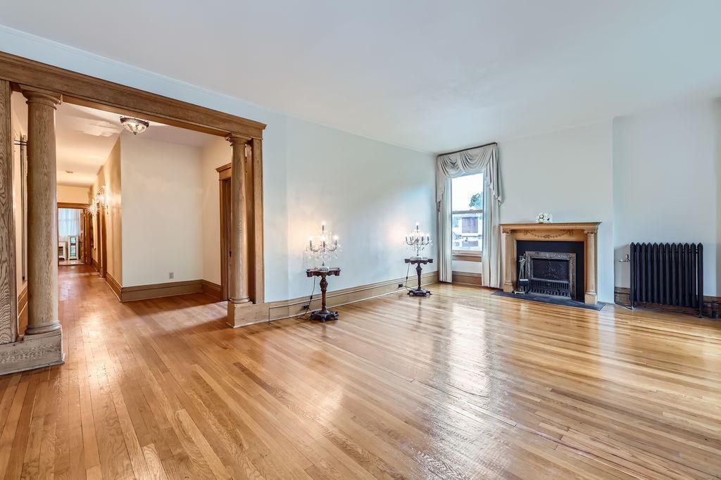 442 Summit Avenue 6