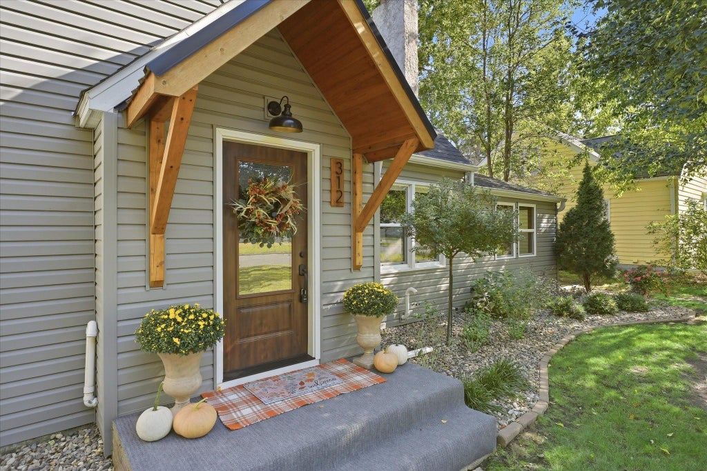 Photo of 312 Westminster Avenue SW, Watertown, MN 55388 (MLS # 7145814)