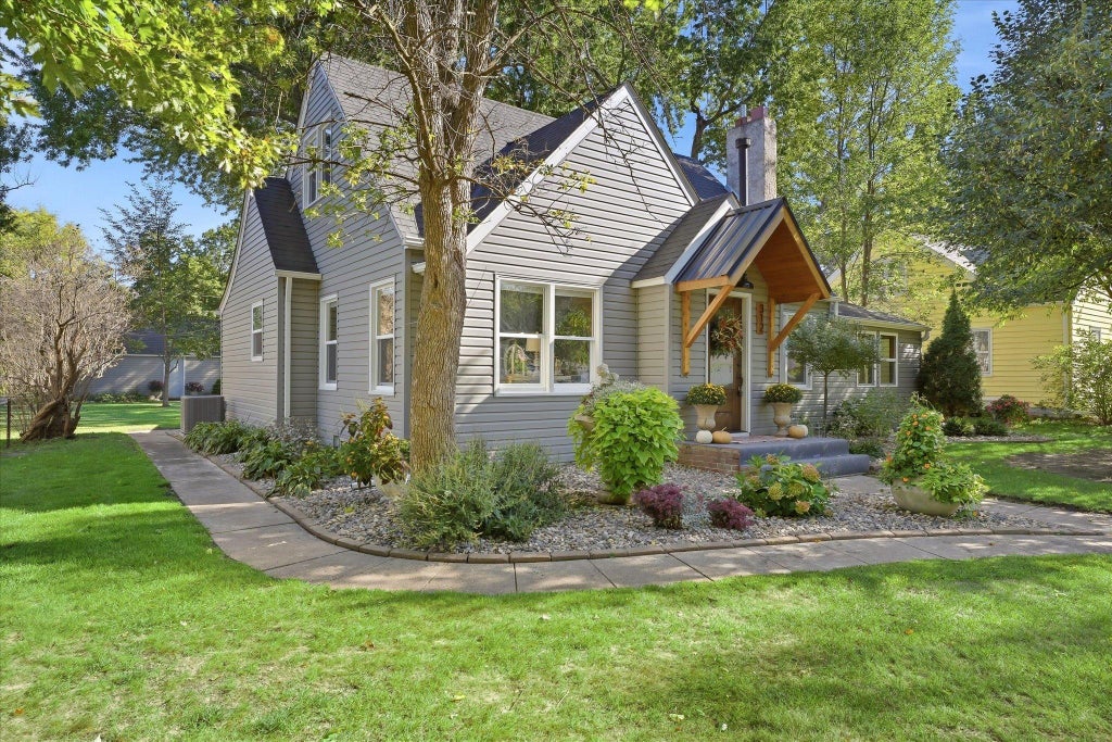 Photo of 312 Westminster Avenue SW, Watertown, MN 55388 (MLS # 7145814)