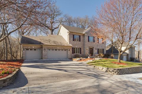 2140 Stone Creek Drive Chanhassen MN 55317
