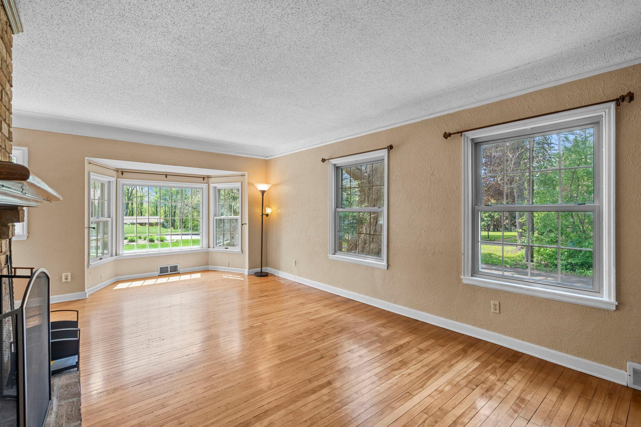 613 Labore Road