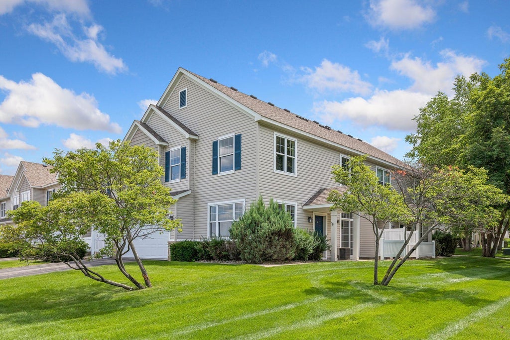 Photo of 1020 Princeton Avenue, Shakopee, MN 55379 (MLS # 7107152)