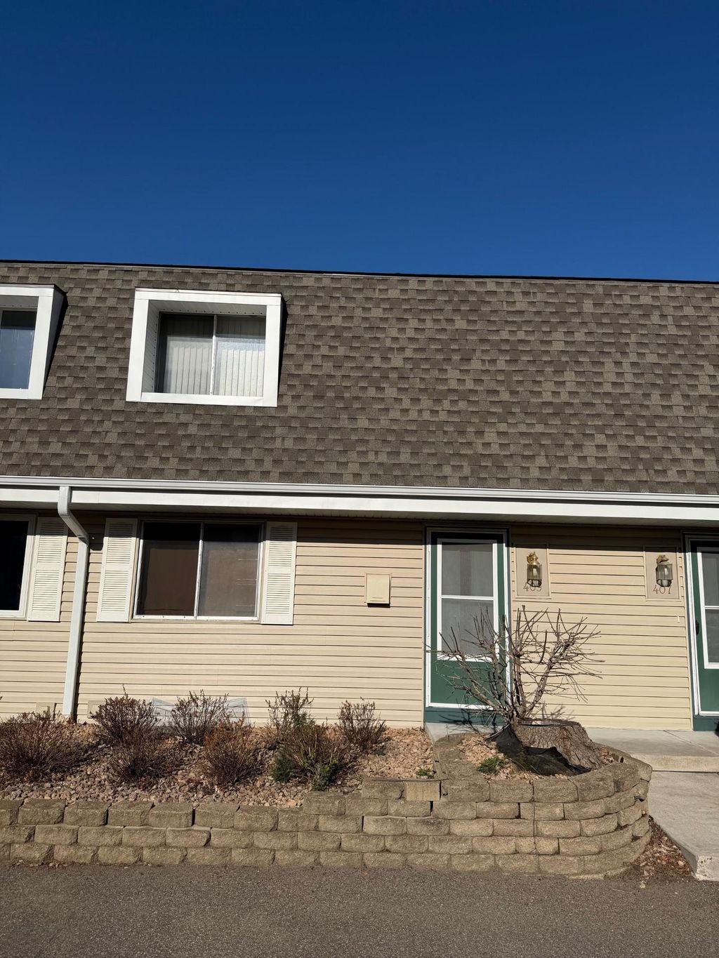 Photo of 409 Dorland Place, Maplewood, MN 55119 (MLS # 7056859)