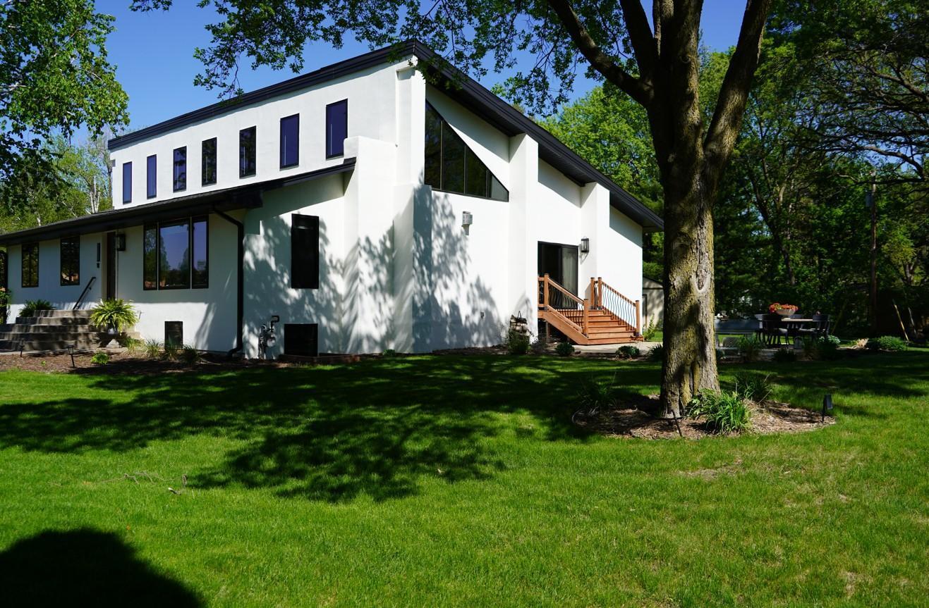 6000 Arbour Lane