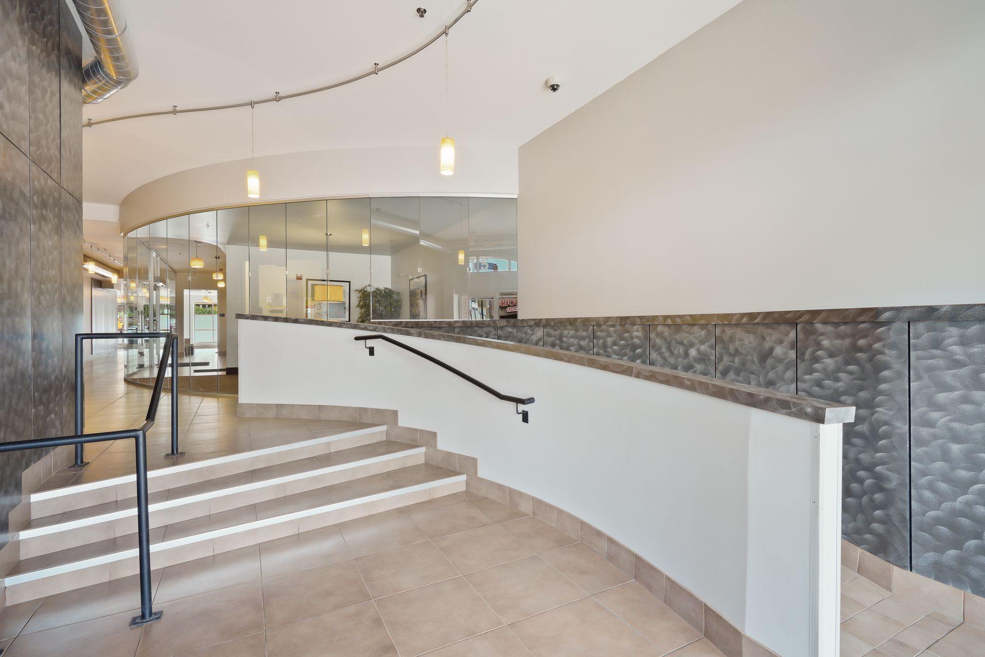 15 E Franklin Avenue 306