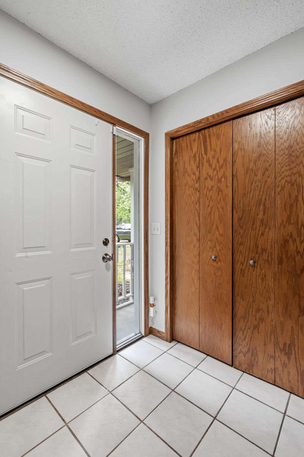 Photo of 2624 94th Avenue N, Brooklyn Park, MN 55444 (MLS # 7123004)