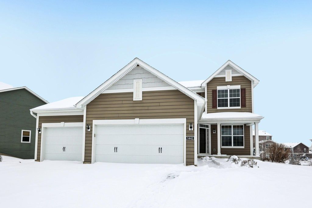 Photo of 1442 Pebble Beach Drive, Woodbury, MN 55129 (MLS # 6826547)