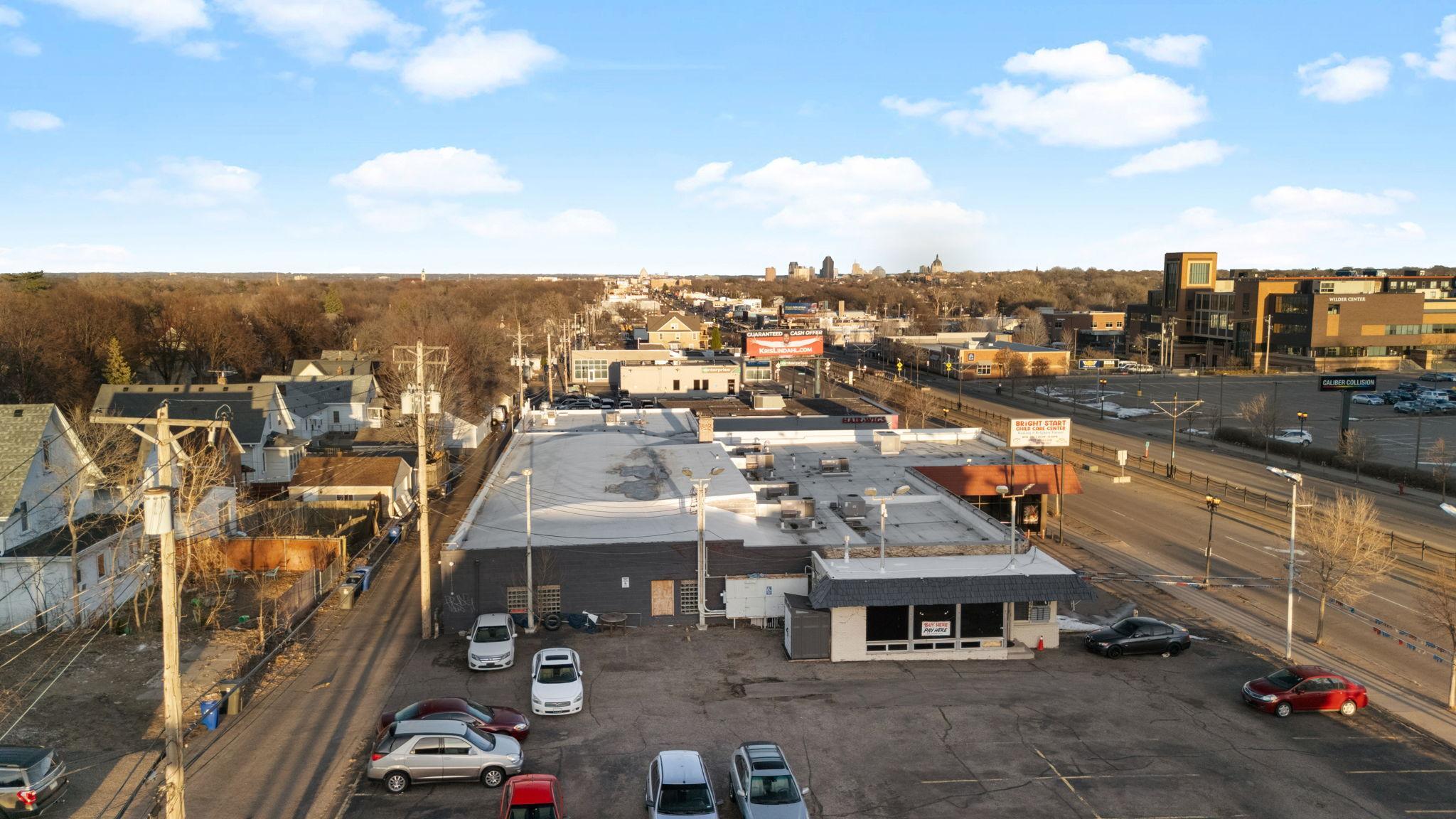 1205 University Avenue W