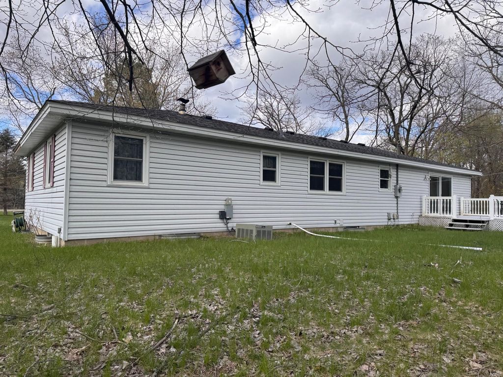 Photo of 2400 208th Lane NW, Oak Grove, MN 55011 (MLS # 7065222)