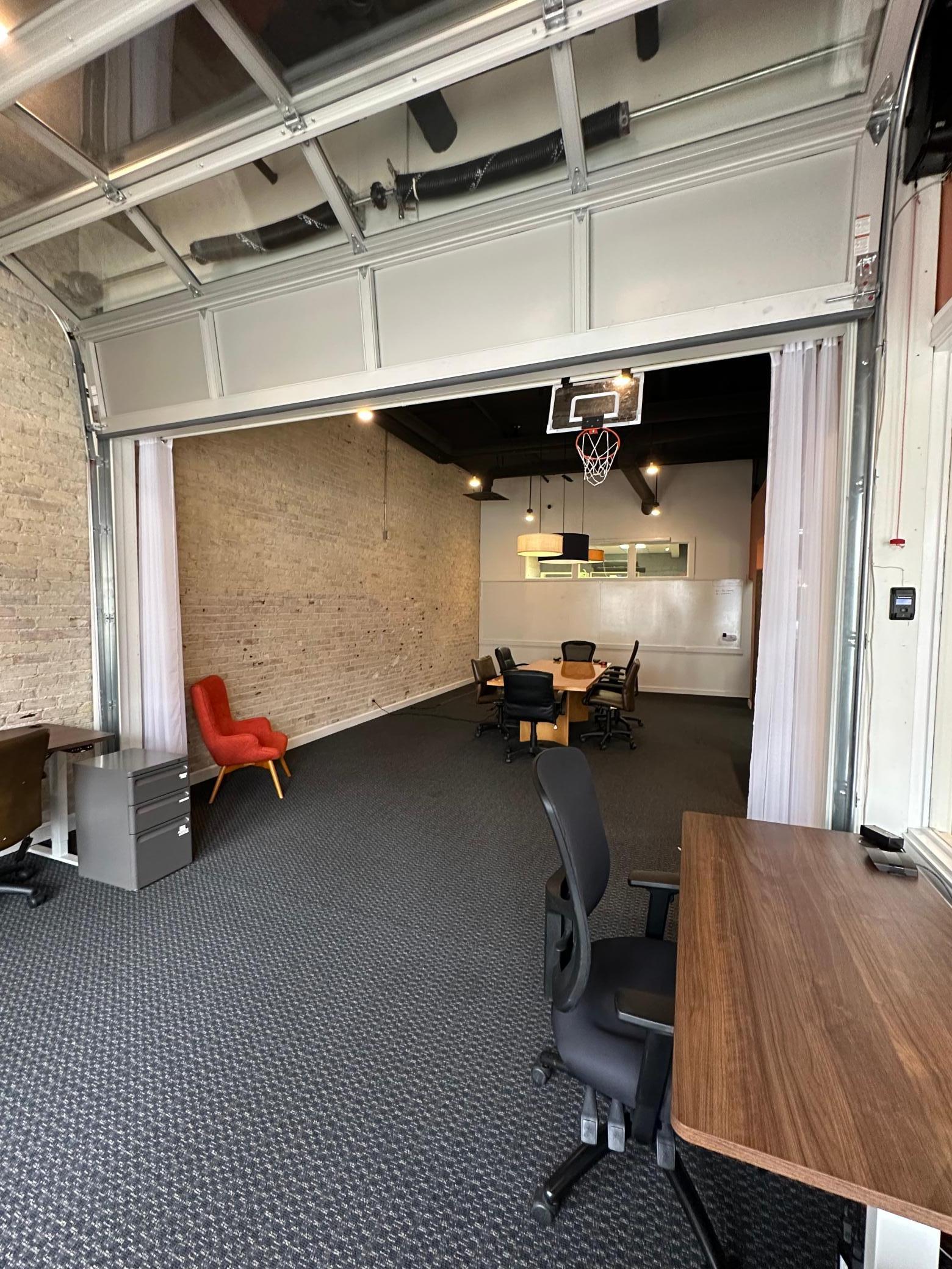 917 Mainstreet 6