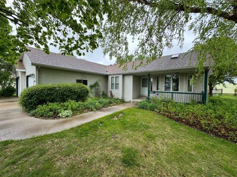 112 Sprie Court SE Pine Island MN 55963