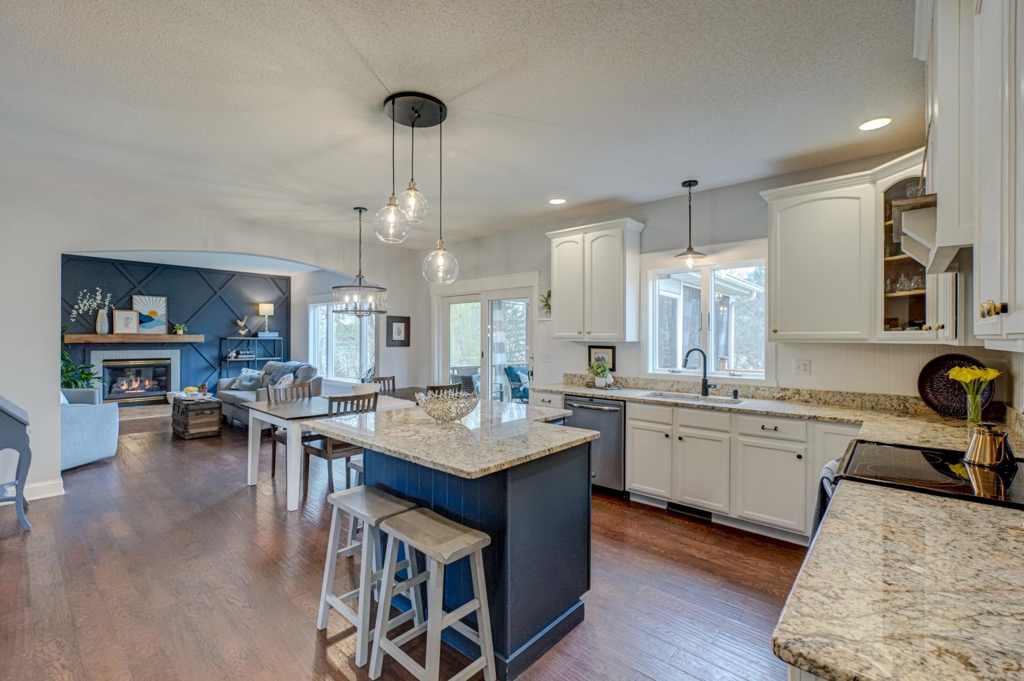 5264 Linden Trail N