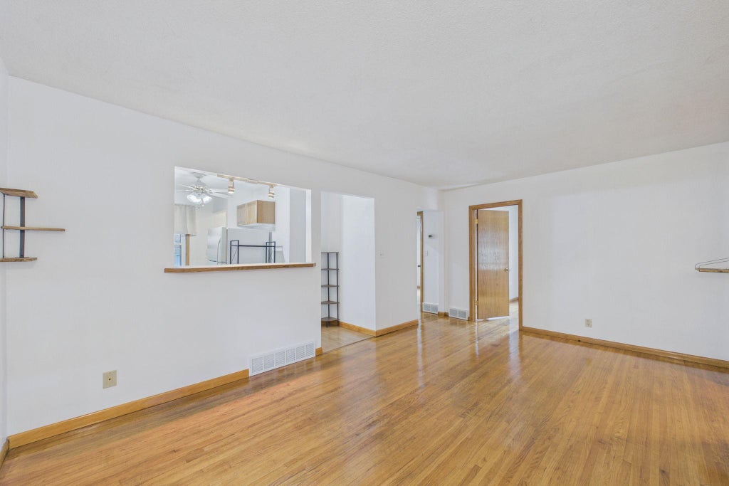 Photo of 1853 Taylor Avenue, Saint Paul, MN 55104 (MLS # 7127454)